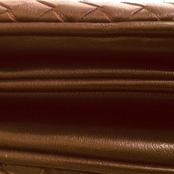 SERA Intrecciato Three Part Woven Mini
Leather Clutch, espresso brown - Picture 5 of 7